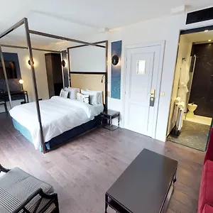 Hotel Mom'art Paris