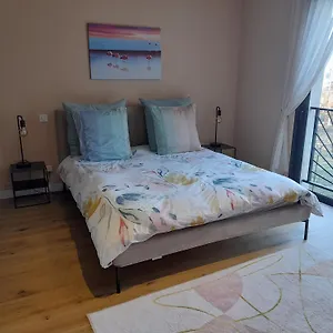 Bed & Breakfast Francine, Bouc-Bel-Air