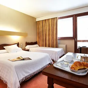 Hotel De Paris Bagnères-de-Luchon